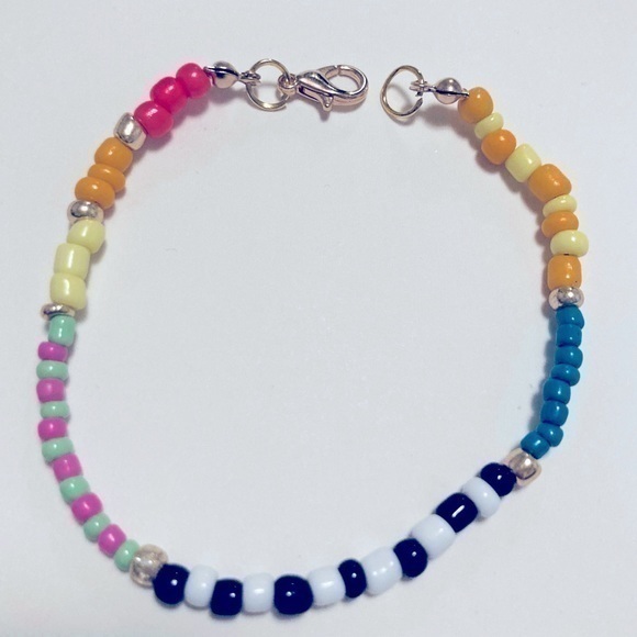 🍒 5/$25 🍒 Handmade Glass Bead Bracelet | G29 - Picture 1 of 1
